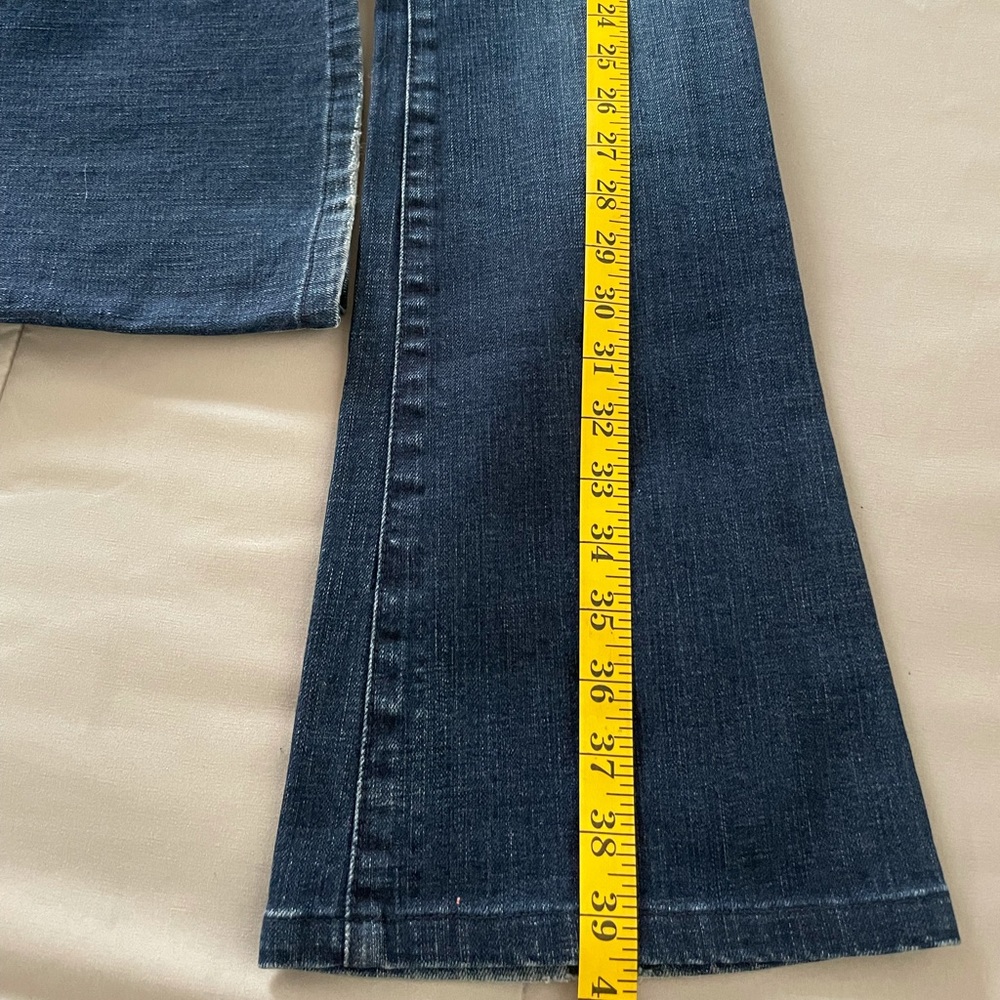 Joe’s Jeans Fit Rocker - Picture 5 of 10